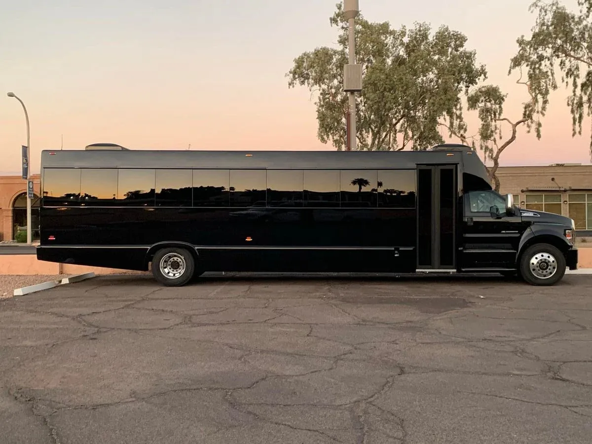 Rocky’s Worldwide Chauffeured Transportation photo 3