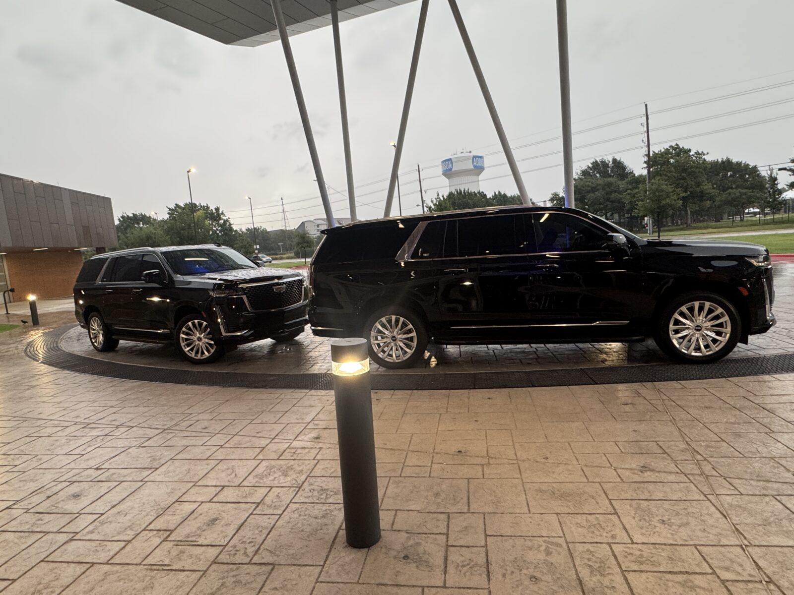 GR LUXURIOUS photo 2