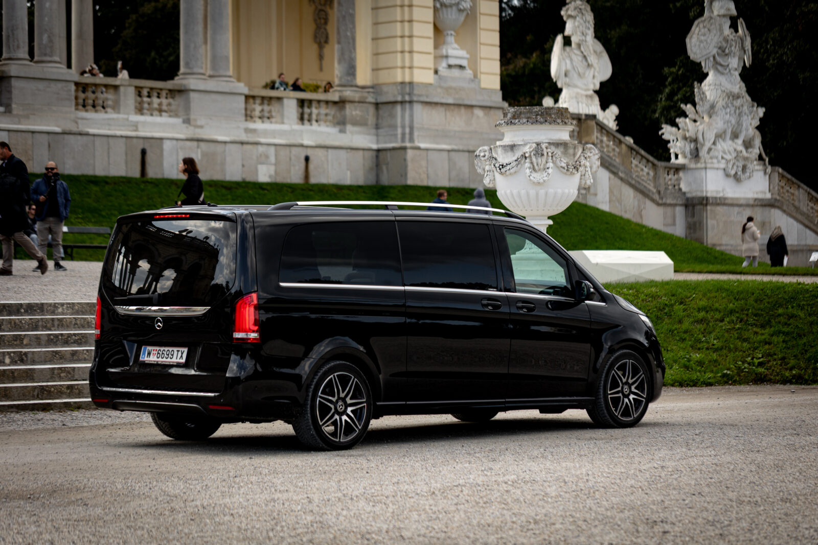 Vienna Airport Transfers-Premium Chauffeured Services photo 4