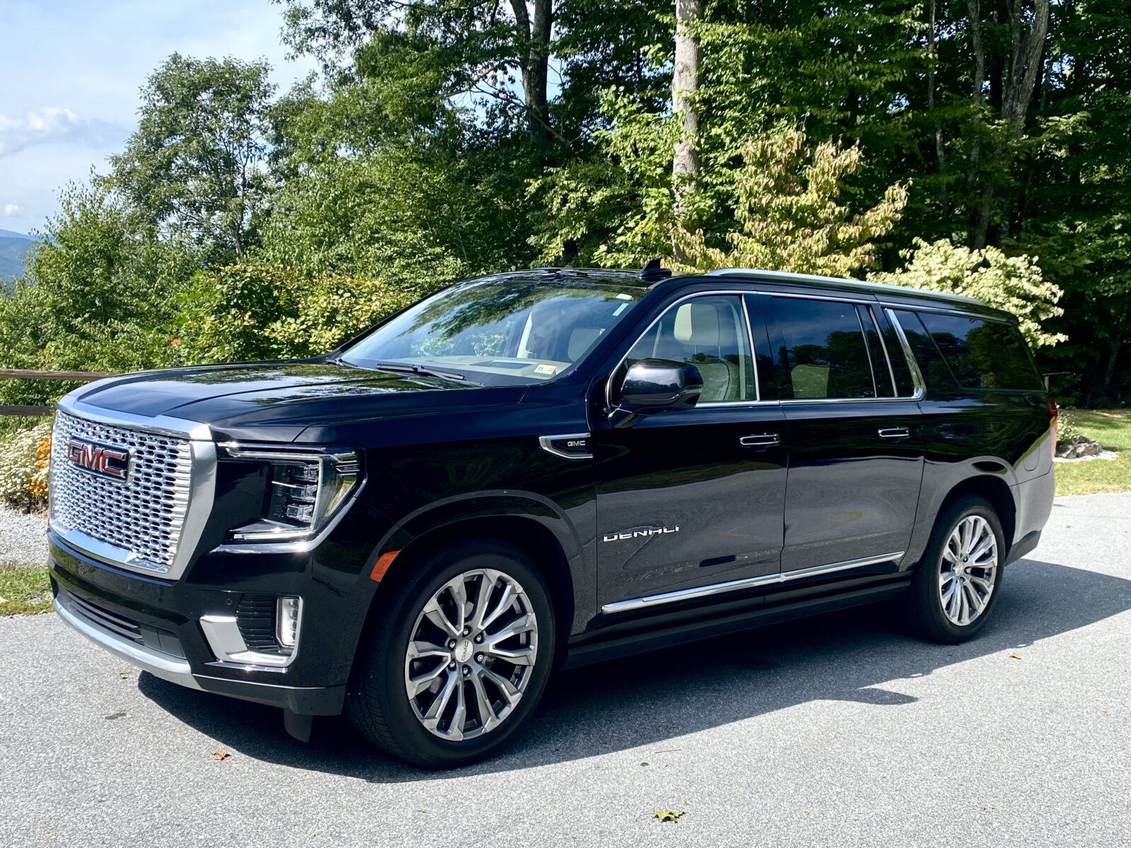 Mountain Wheels Limo photo 1